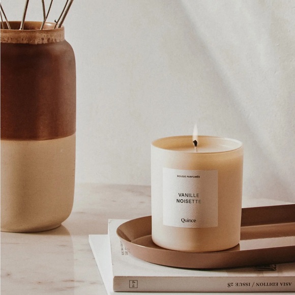 New Quince Vanilla Noisette Scented Candle home fragrance cream glass vessel box - Picture 9 of 9